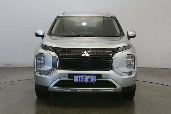 2024 Mitsubishi Outlander LS ZM