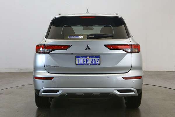 2024 Mitsubishi Outlander LS ZM
