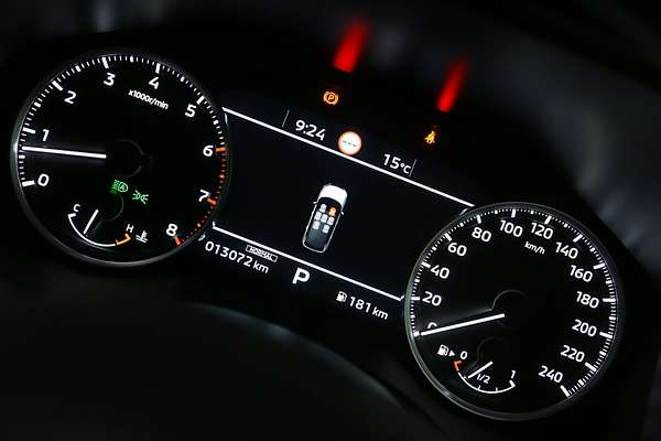 2024 Mitsubishi Outlander LS ZM