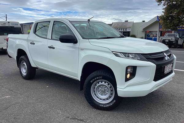 2020 Mitsubishi Triton GLX MR 4X4