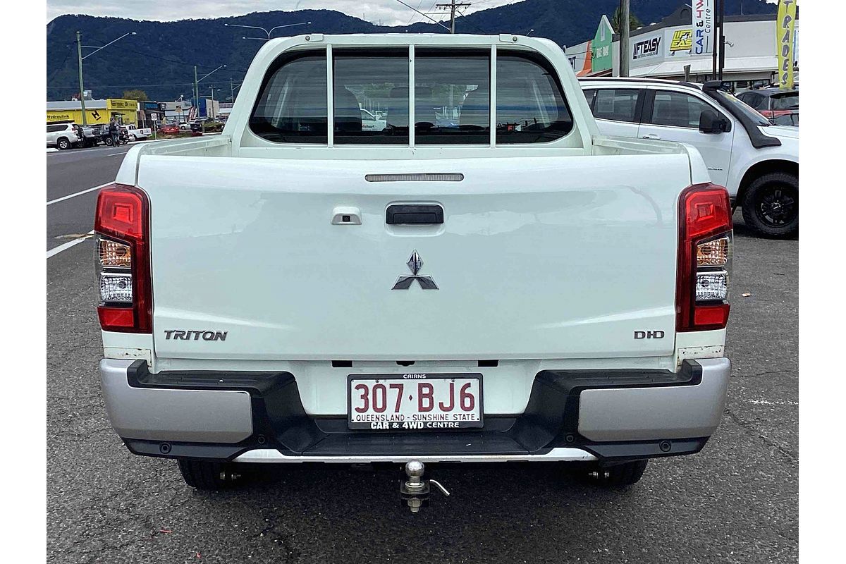 2020 Mitsubishi Triton GLX MR 4X4