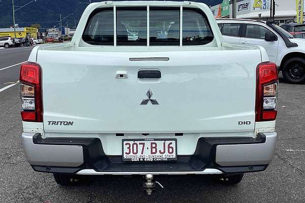2020 Mitsubishi Triton GLX MR 4X4