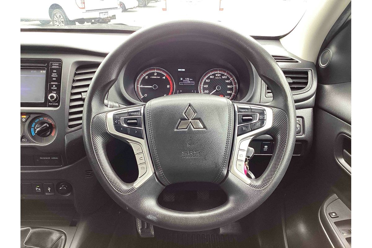 2020 Mitsubishi Triton GLX MR 4X4