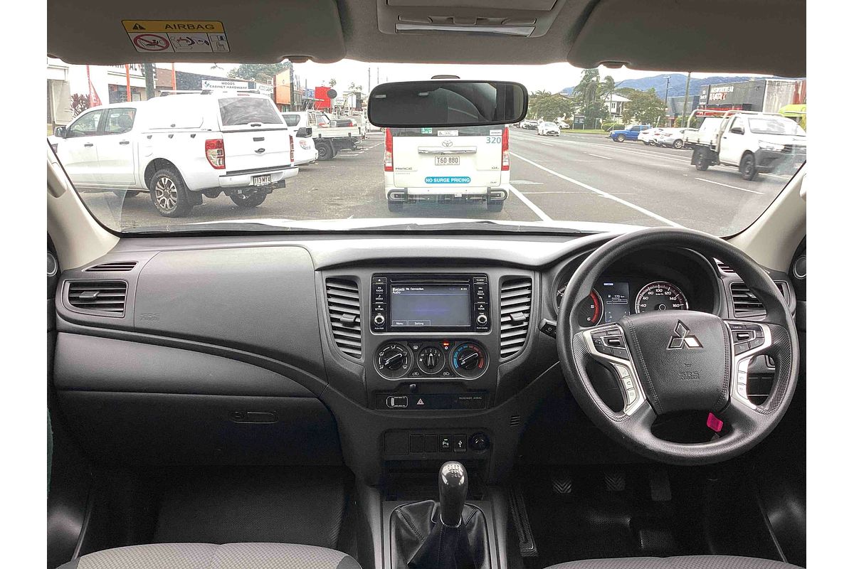2020 Mitsubishi Triton GLX MR 4X4