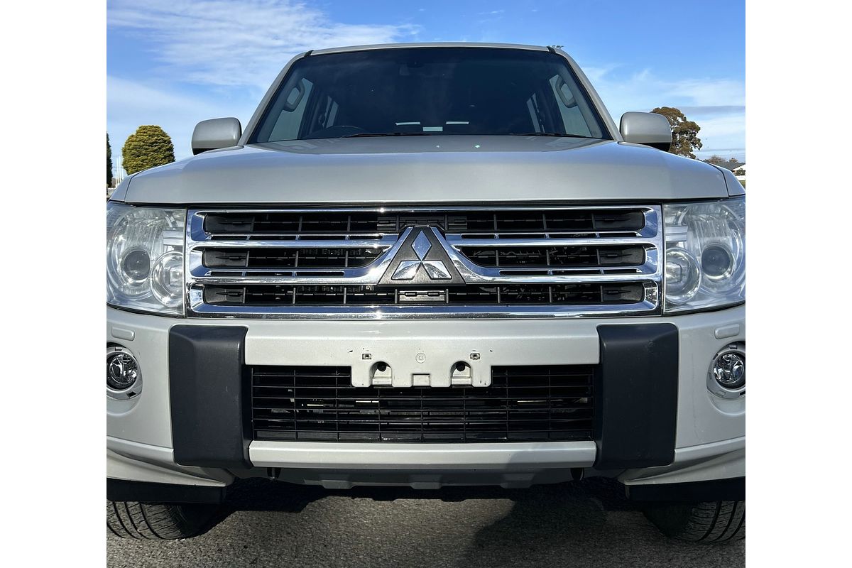 2010 Mitsubishi Pajero GLX NT