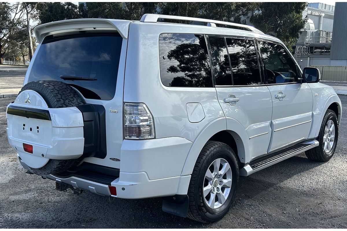 2010 Mitsubishi Pajero GLX NT