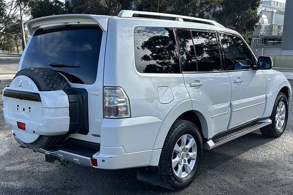 2010 Mitsubishi Pajero GLX NT