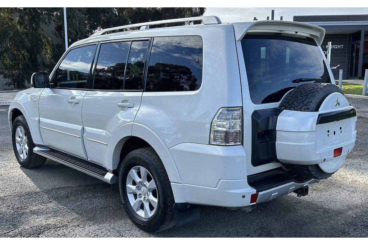 2010 Mitsubishi Pajero GLX NT