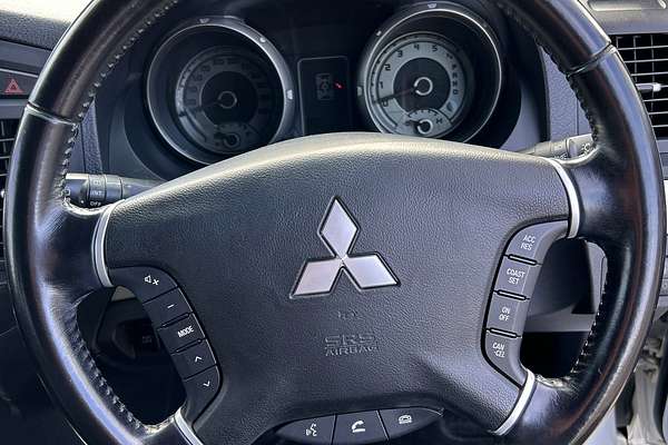 2010 Mitsubishi Pajero GLX NT