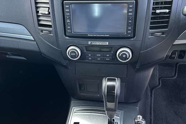 2010 Mitsubishi Pajero GLX NT