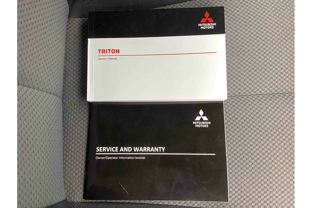 2020 Mitsubishi Triton GLX MR 4X4