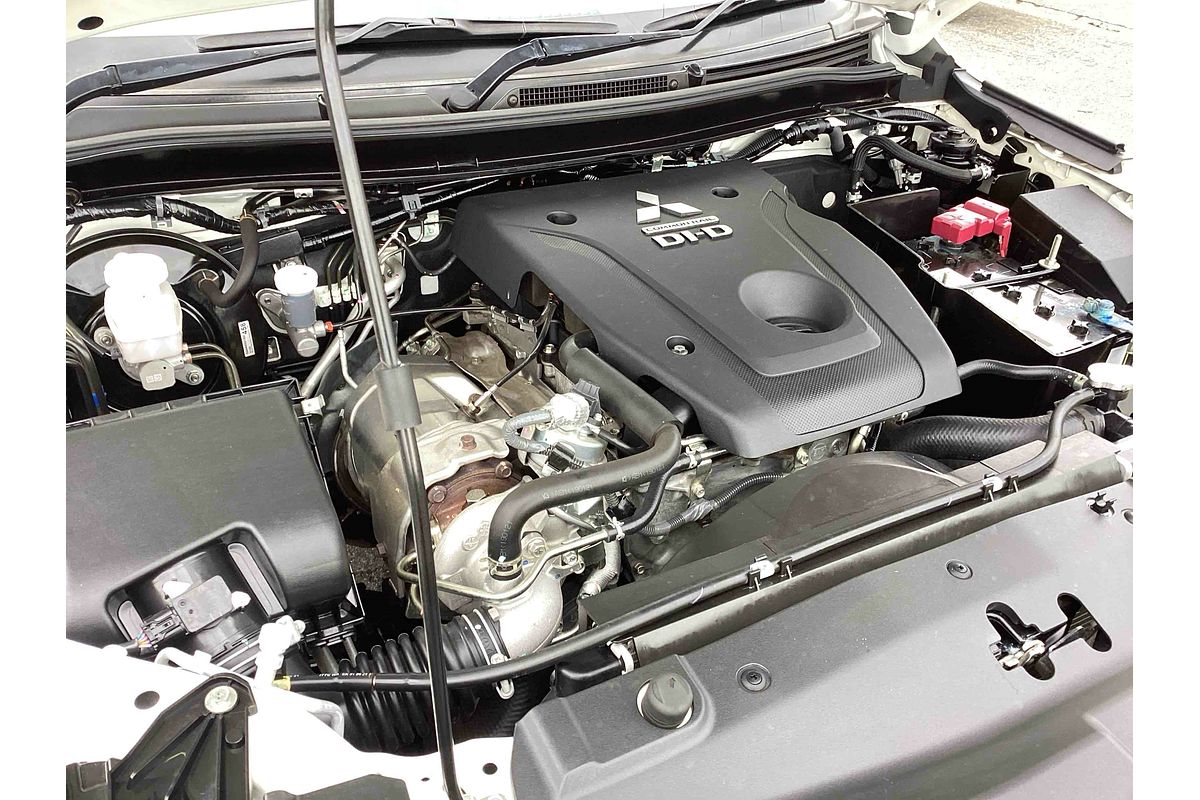 2020 Mitsubishi Triton GLX MR 4X4