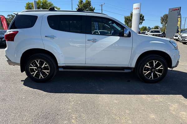 2021 Isuzu MU-X LS-T