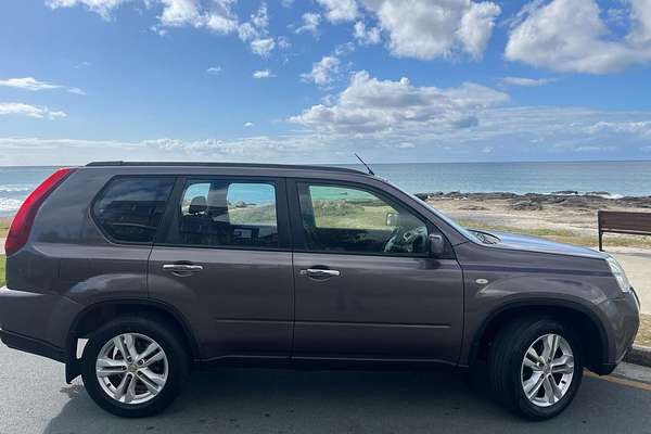 2013 Nissan X-TRAIL ST T31