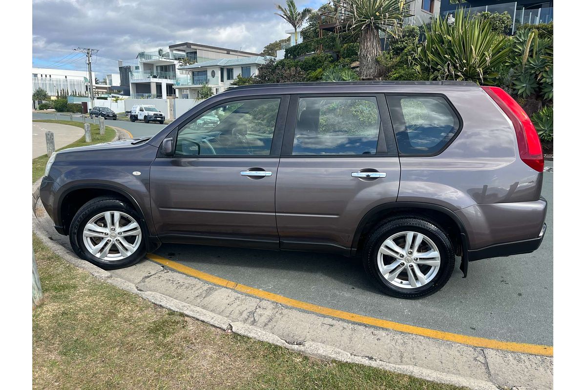 2013 Nissan X-TRAIL ST T31