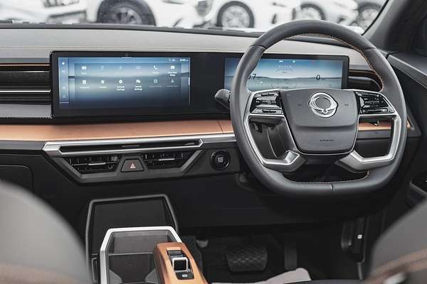 2024 KGM SsangYong Torres Ultimate J116