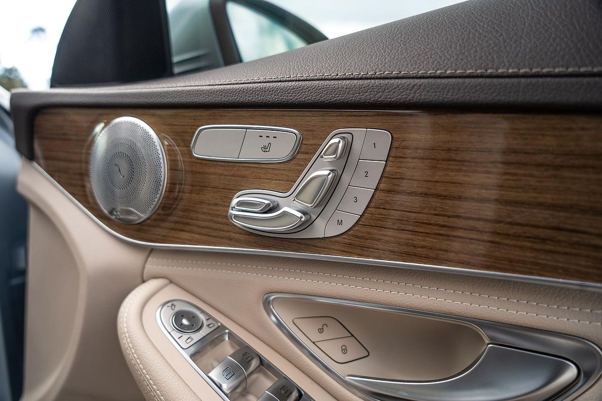 2015 Mercedes-Benz C-Class C250 W205