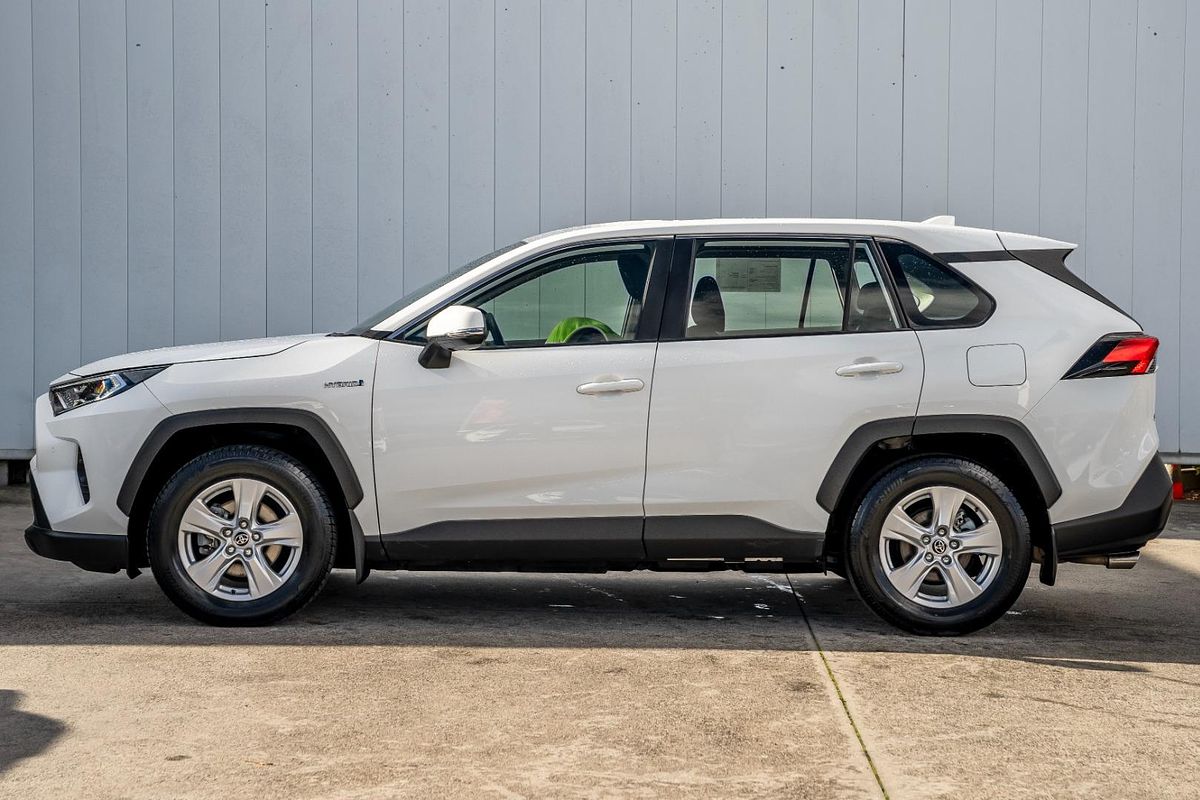 2020 Toyota RAV4 GX AXAH54R