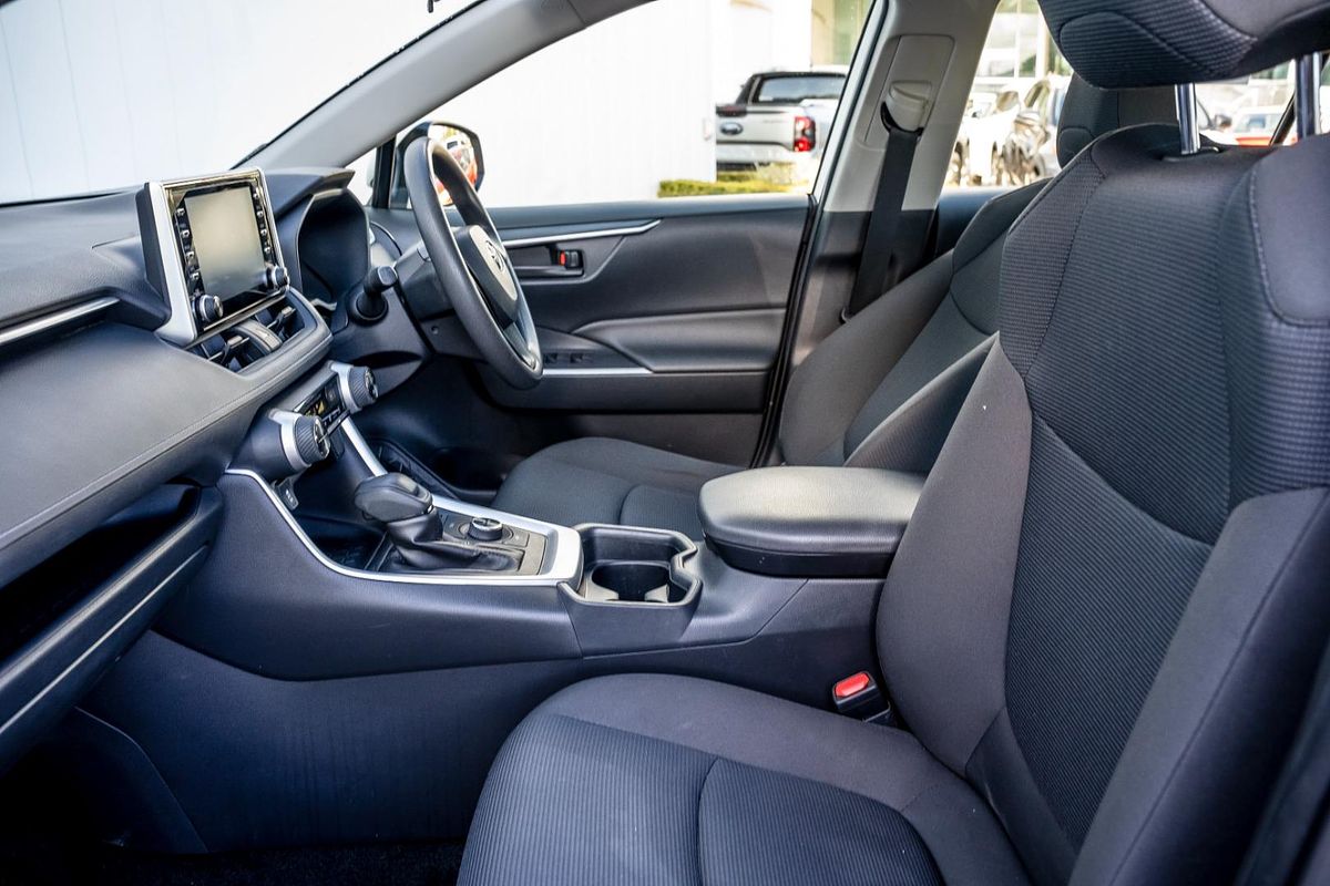 2020 Toyota RAV4 GX AXAH54R
