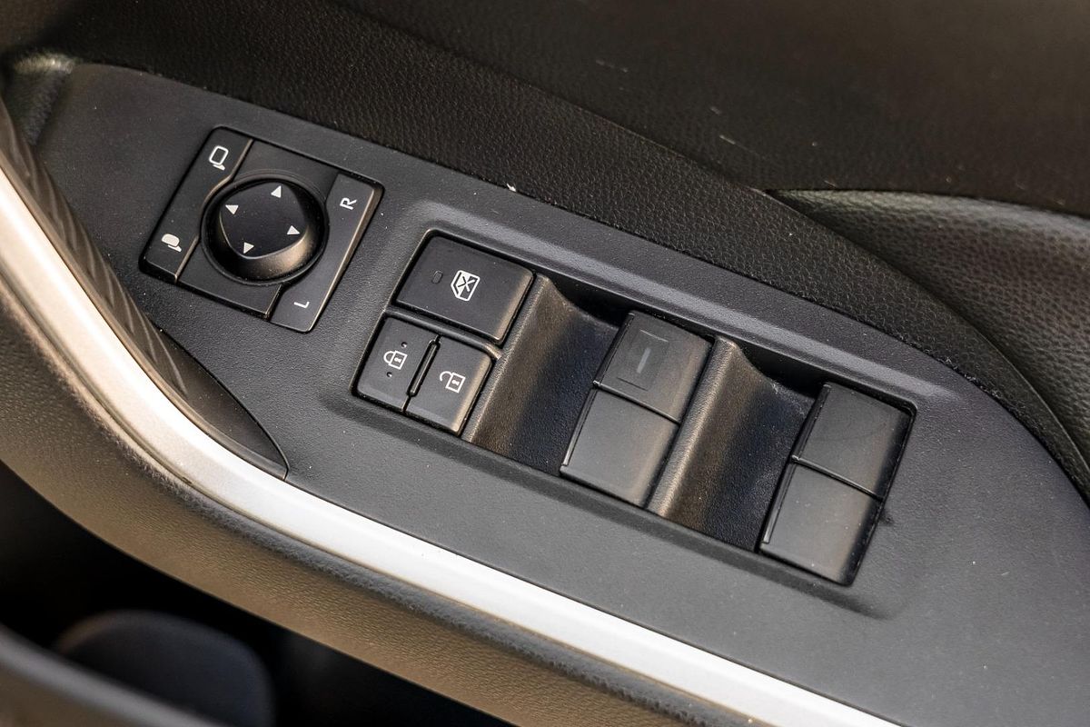 2020 Toyota RAV4 GX AXAH54R