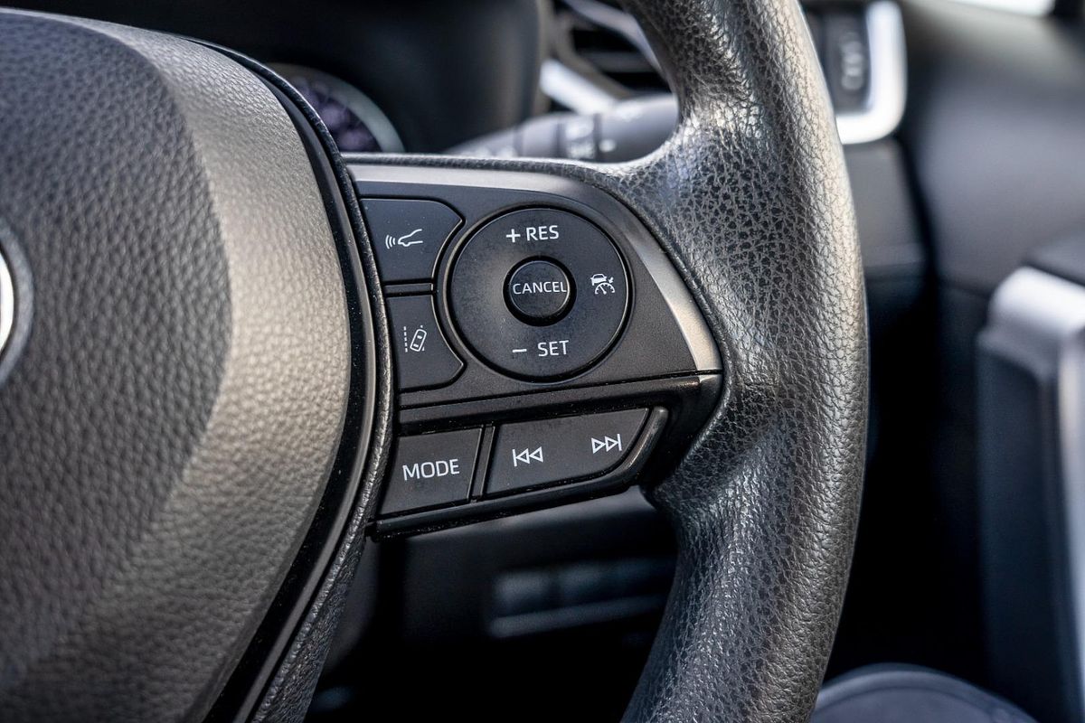 2020 Toyota RAV4 GX AXAH54R