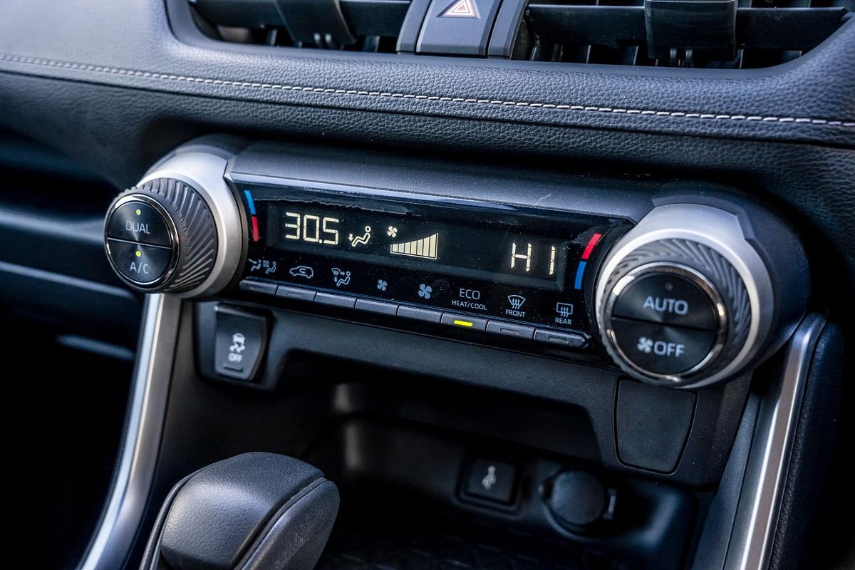 2020 Toyota RAV4 GX AXAH54R
