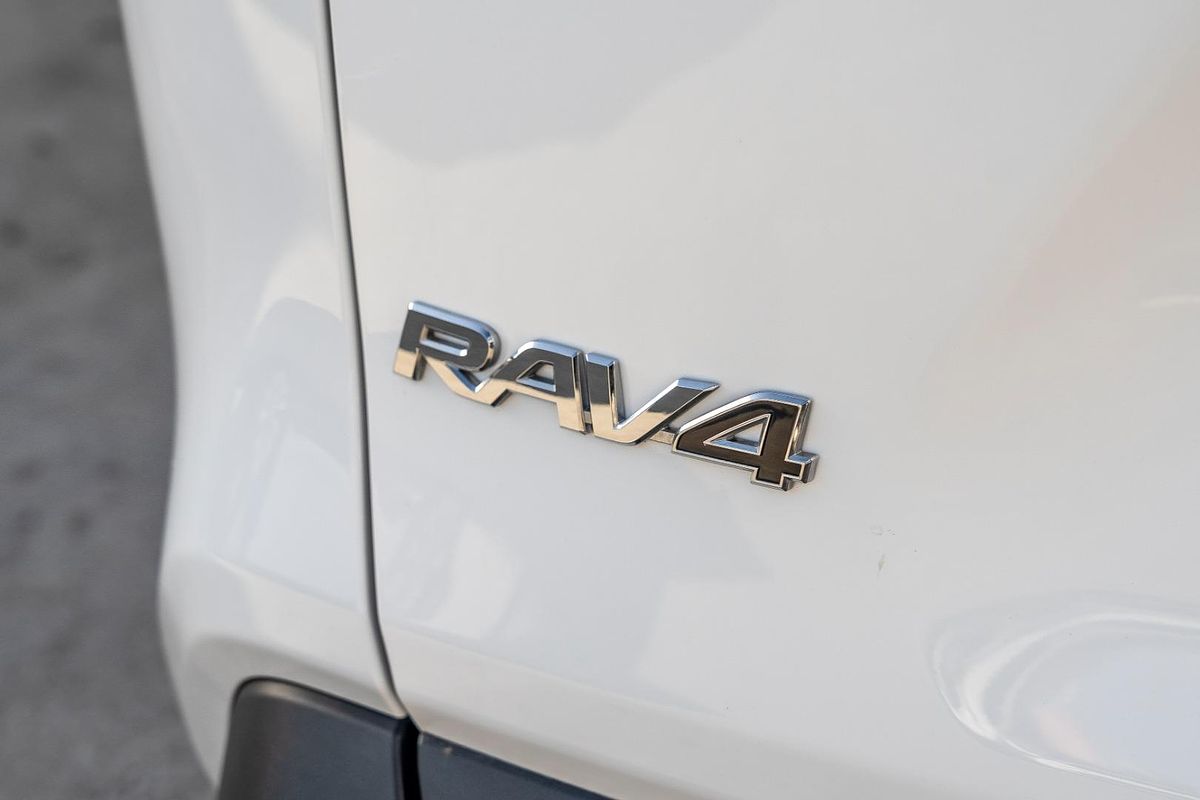 2020 Toyota RAV4 GX AXAH54R