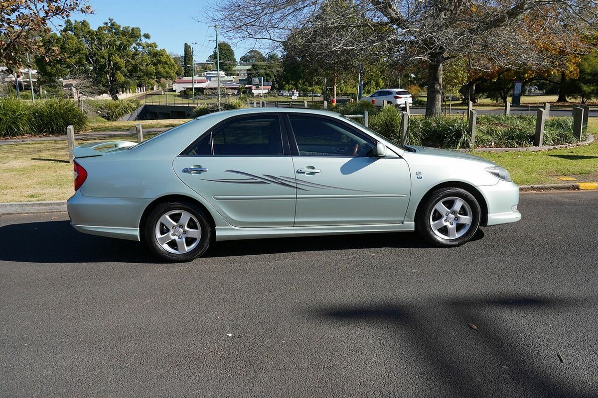 2003 Toyota Camry Azura MCV36R