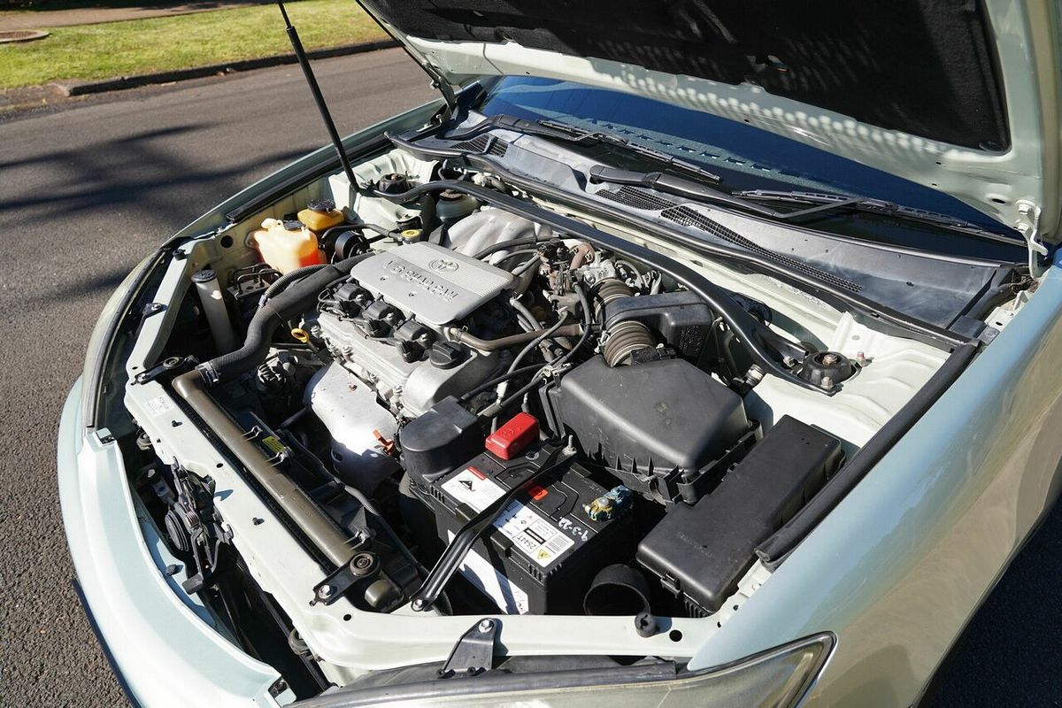 2003 Toyota Camry Azura MCV36R