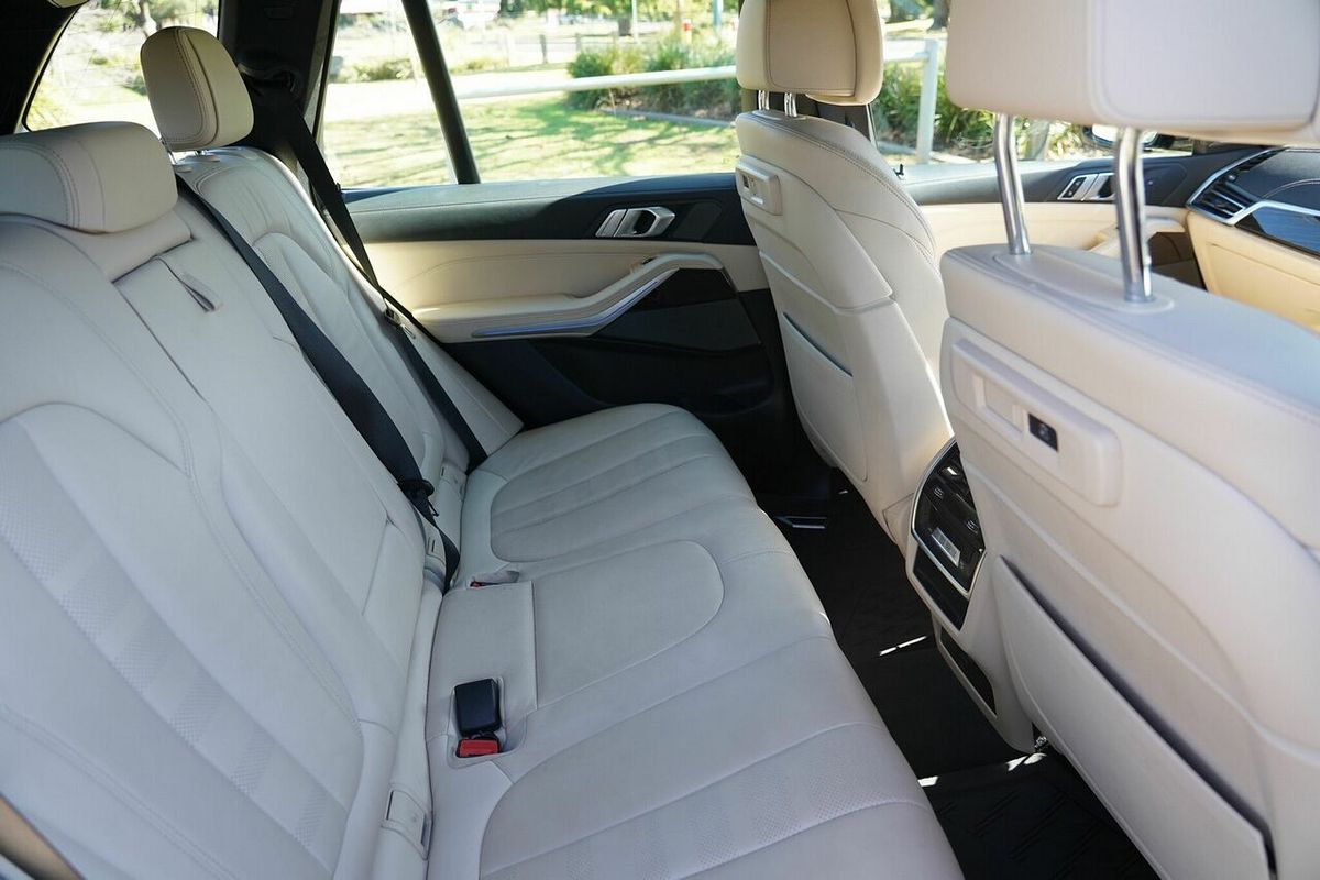 2021 BMW X5 M50i G05