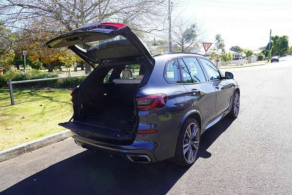 2021 BMW X5 M50i G05