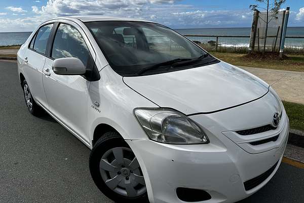 2011 Toyota Yaris YRS NCP93R