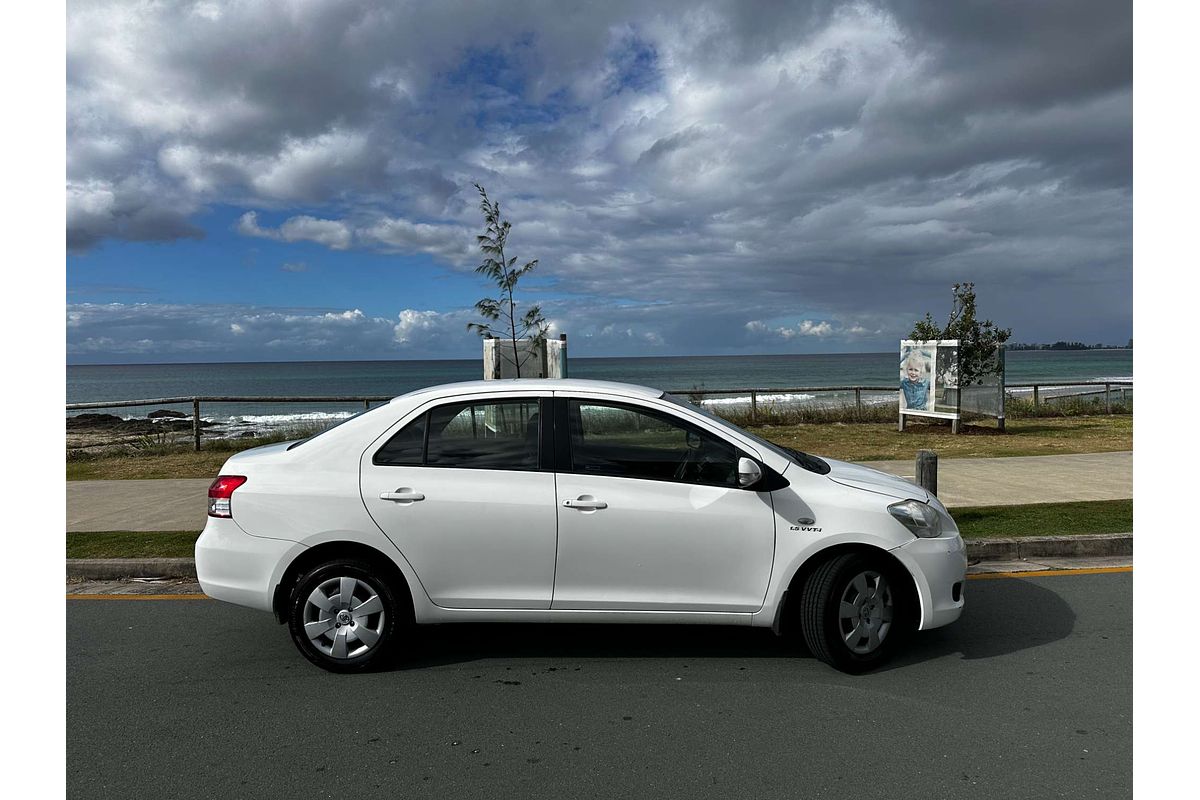 2011 Toyota Yaris YRS NCP93R