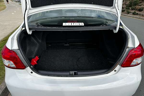2011 Toyota Yaris YRS NCP93R