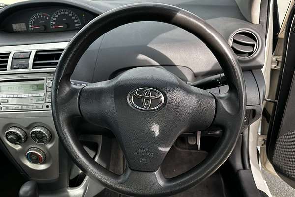 2011 Toyota Yaris YRS NCP93R