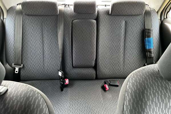 2011 Toyota Yaris YRS NCP93R