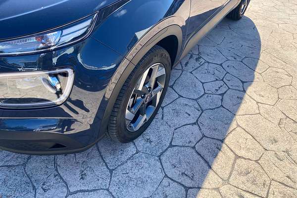 2022 Hyundai Venue Active QX.V4