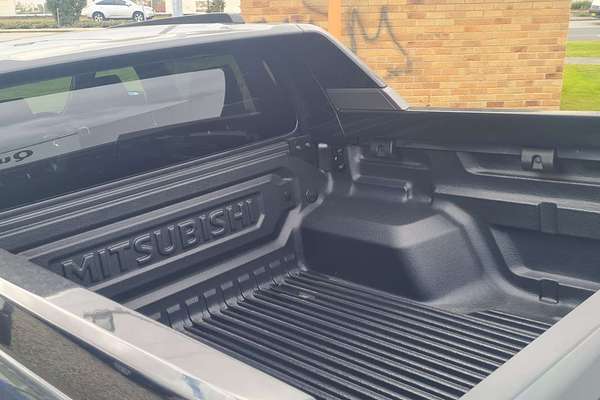 2025 Mitsubishi Triton GSR MV 4X4