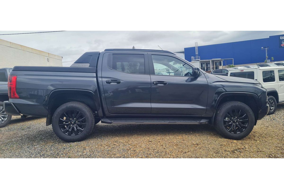 2025 Mitsubishi Triton GSR MV 4X4