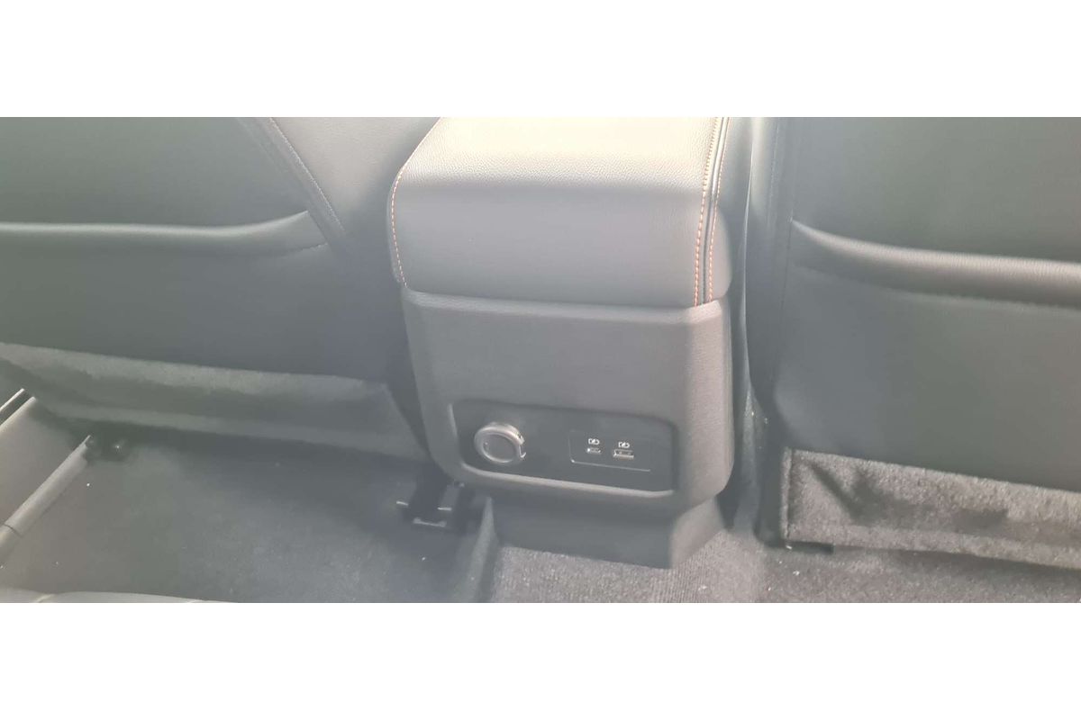 2025 Mitsubishi Triton GSR MV 4X4