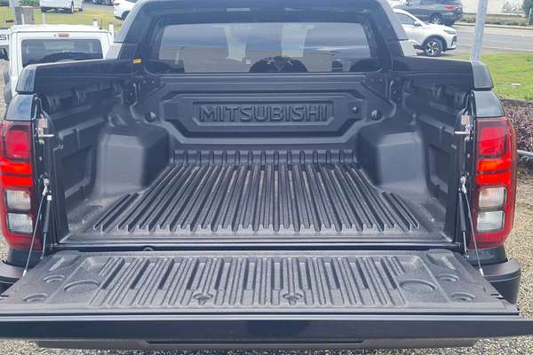 2025 Mitsubishi Triton GSR MV 4X4
