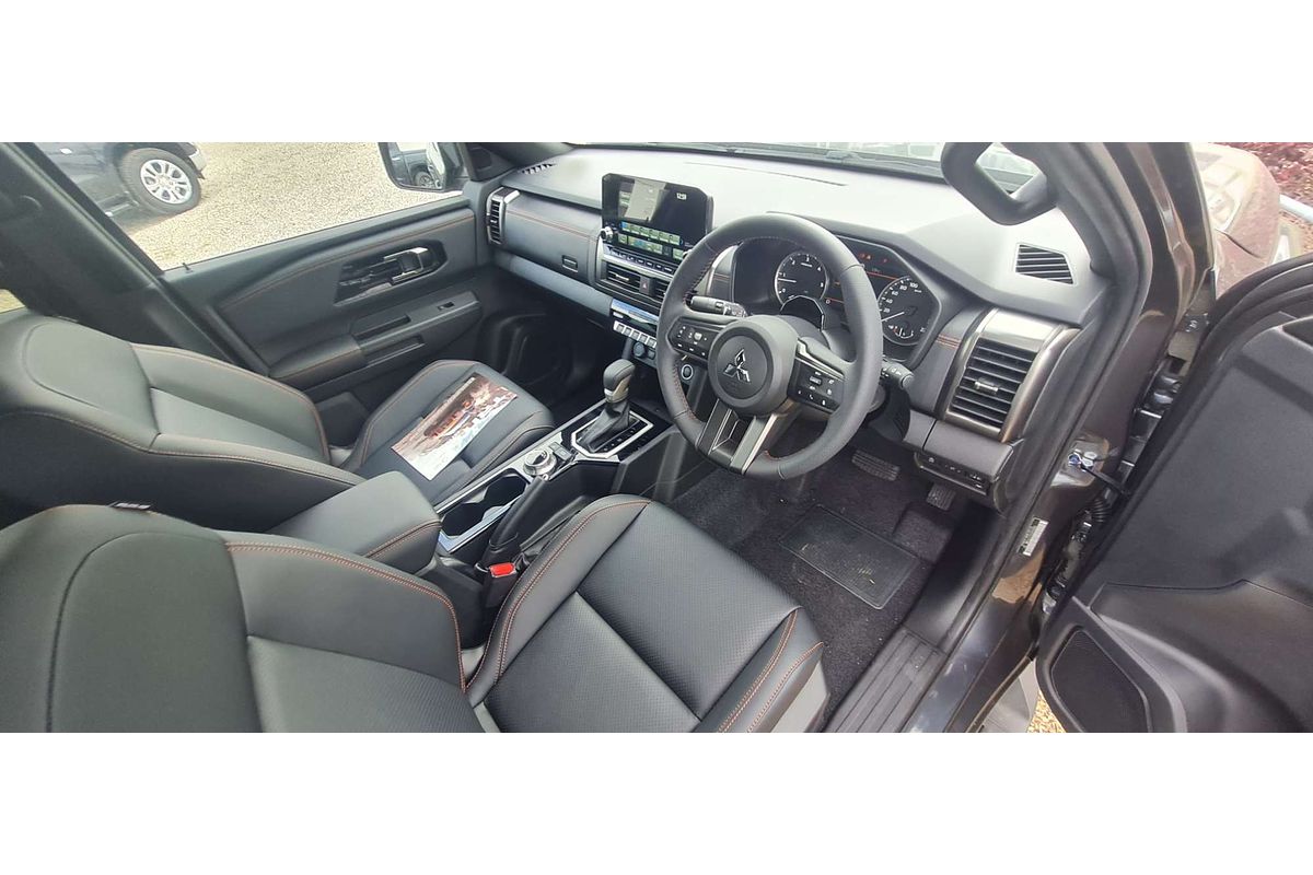 2025 Mitsubishi Triton GSR MV 4X4