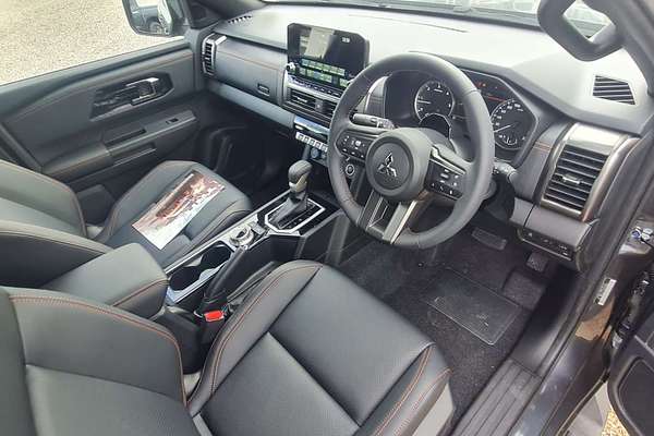 2025 Mitsubishi Triton GSR MV 4X4
