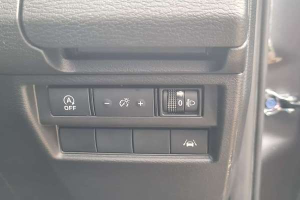 2025 Mitsubishi Triton GSR MV 4X4