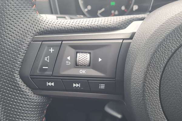 2025 Mitsubishi Triton GSR MV 4X4