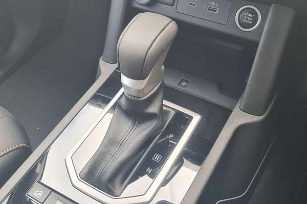 2025 Mitsubishi Triton GSR MV 4X4