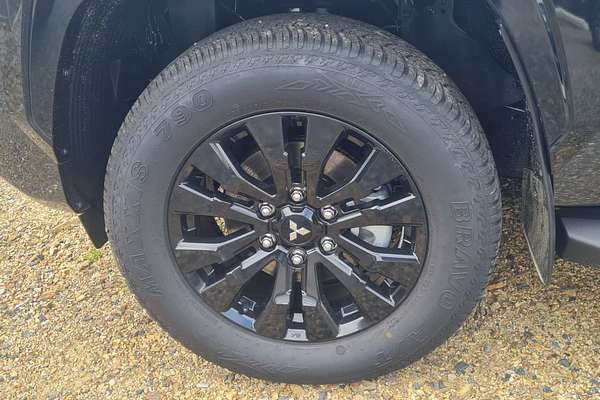 2025 Mitsubishi Triton GSR MV 4X4