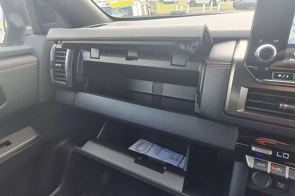 2025 Mitsubishi Triton GSR MV 4X4