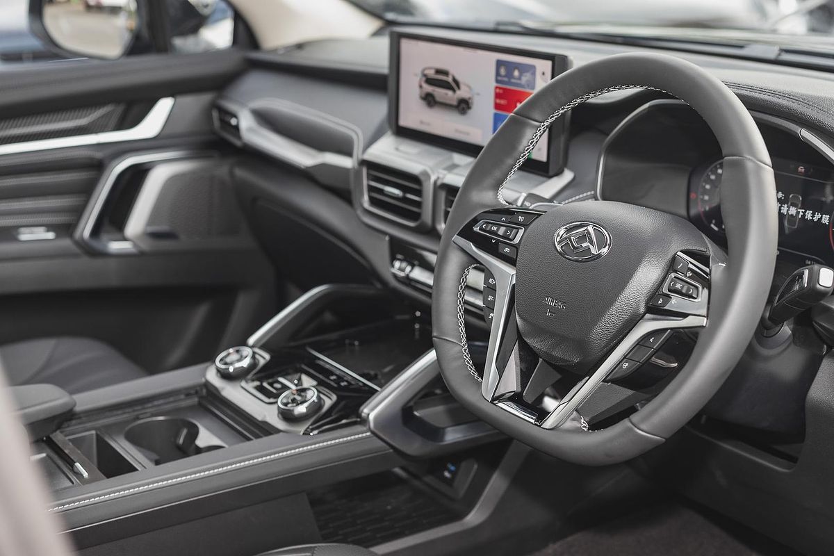2025 LDV D90 Executive SV9A