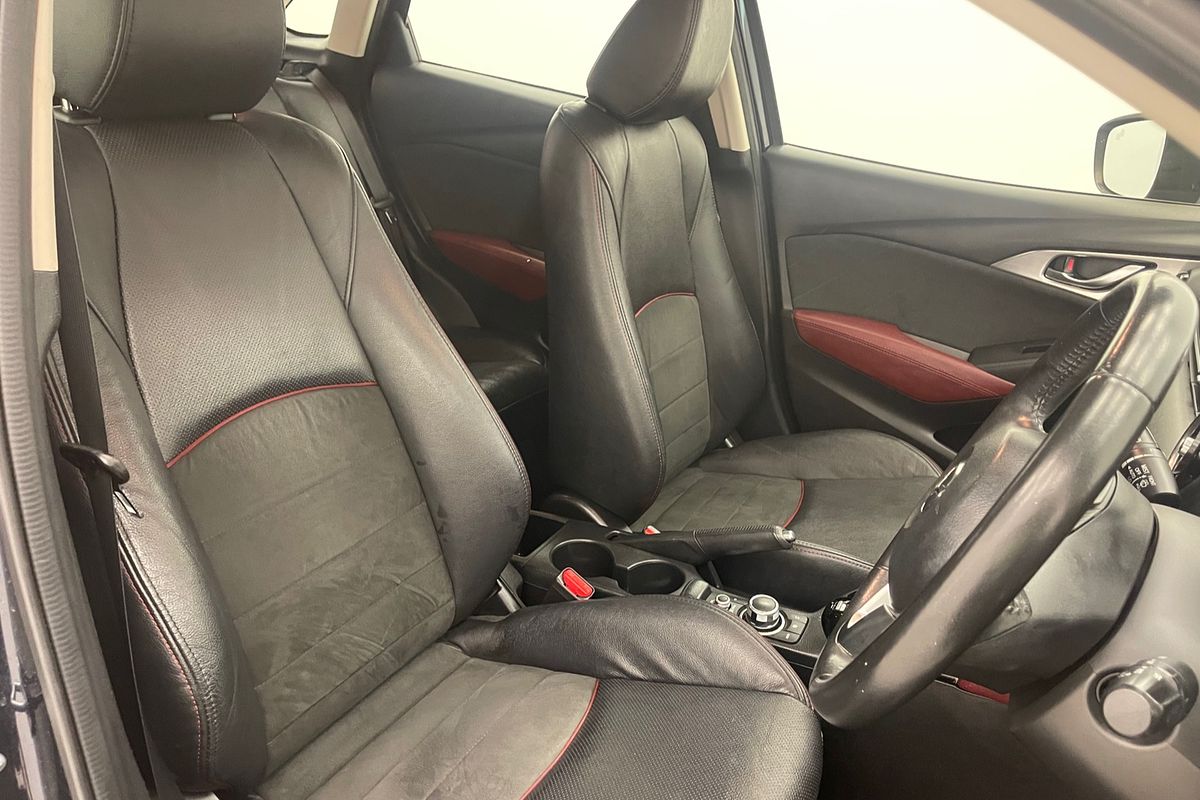 2015 Mazda CX-3 Akari DK